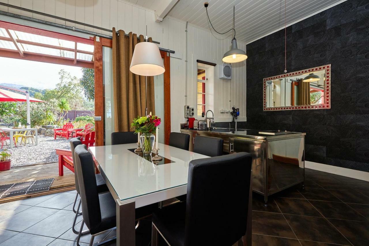 The Factory Luxury Accomodation Kaikoura Bagian luar foto